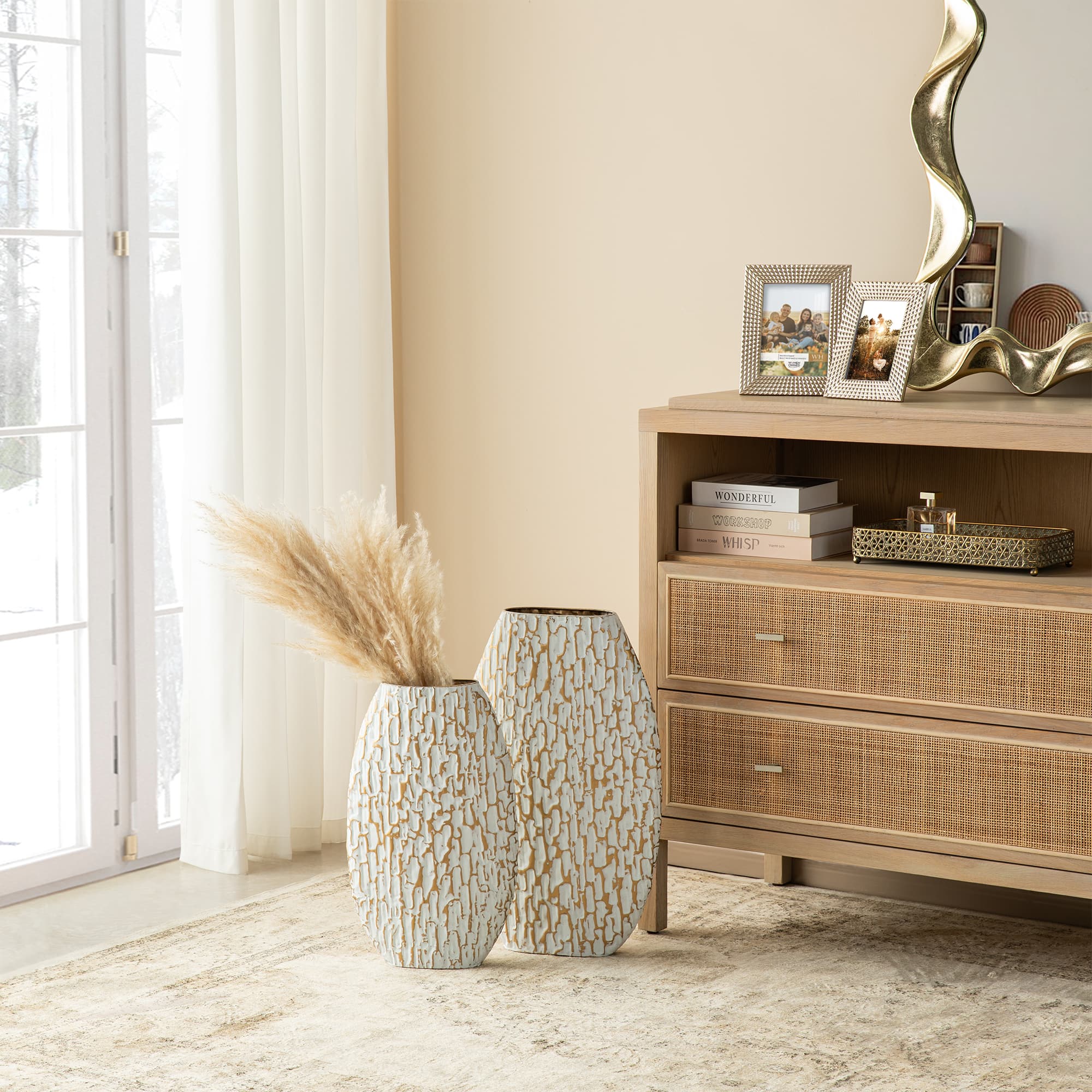 Glitzhome® Gold & White Oval Textured Metal Floor Vases Set